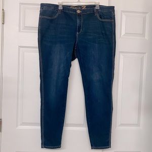 Seven7 Dark Wash Legging Denim Jeans Sz 22